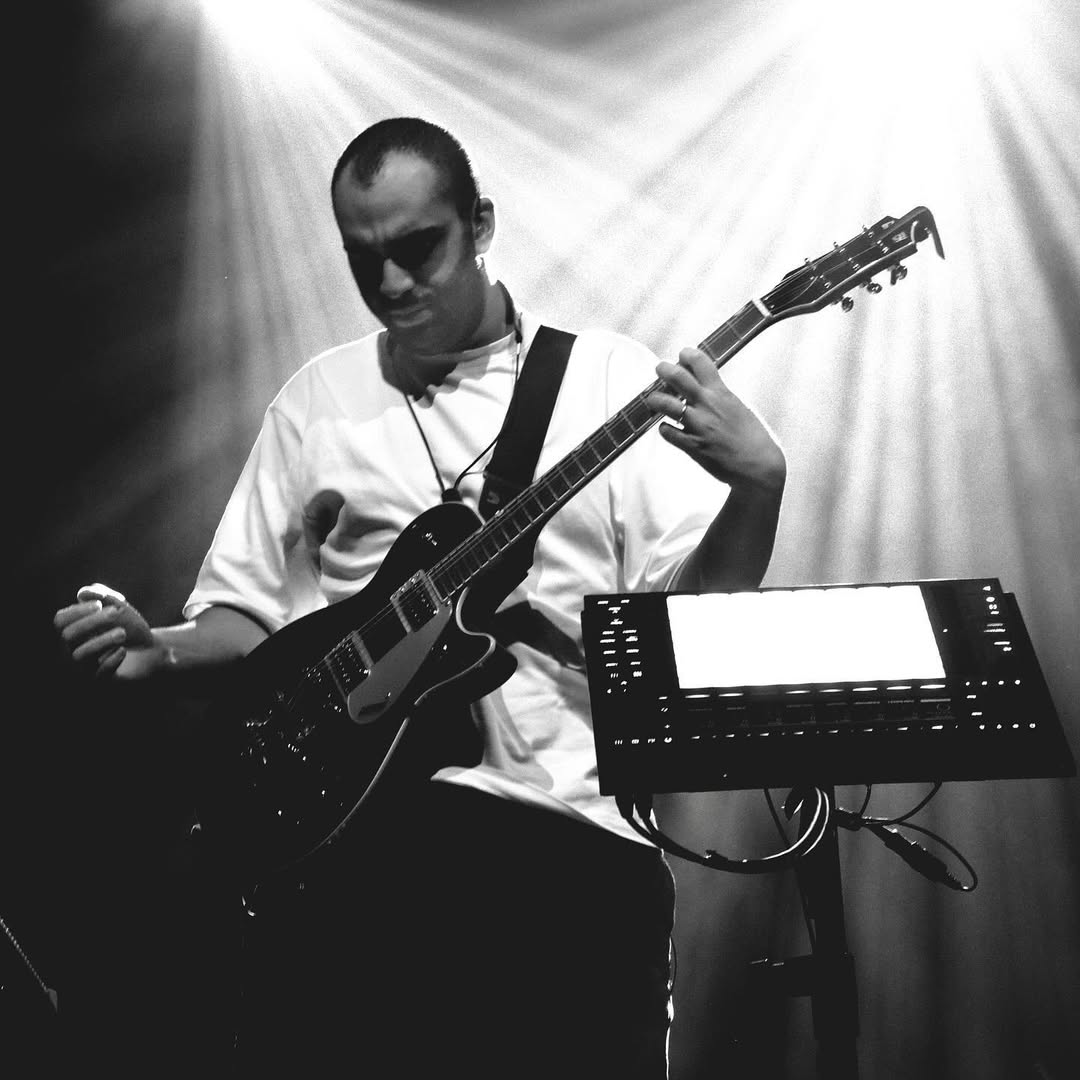 Ash and Felukah in Toronto. Photography by Daniel Victor, Editing/Retouching by Monopunk.