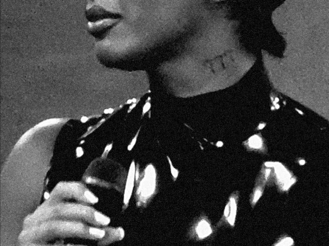 Naomi Sharon in Toronto