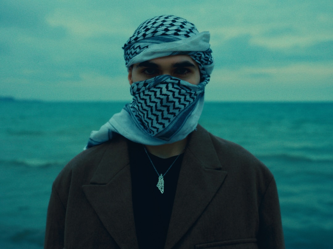 Yaffa still in my heart
🍉♥️
Poem of resistance by @bxdaro
Talent @bxdaro
Shot+edit+color @elmoudia