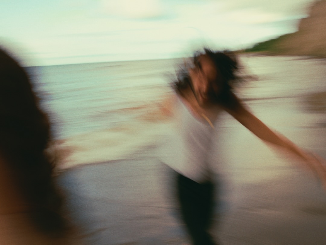 [VISUALIZER]

for @kazdouramusic newest single, Marhaba Ahlen

Shot, colored, edited by @elmoudia 08/08/2024